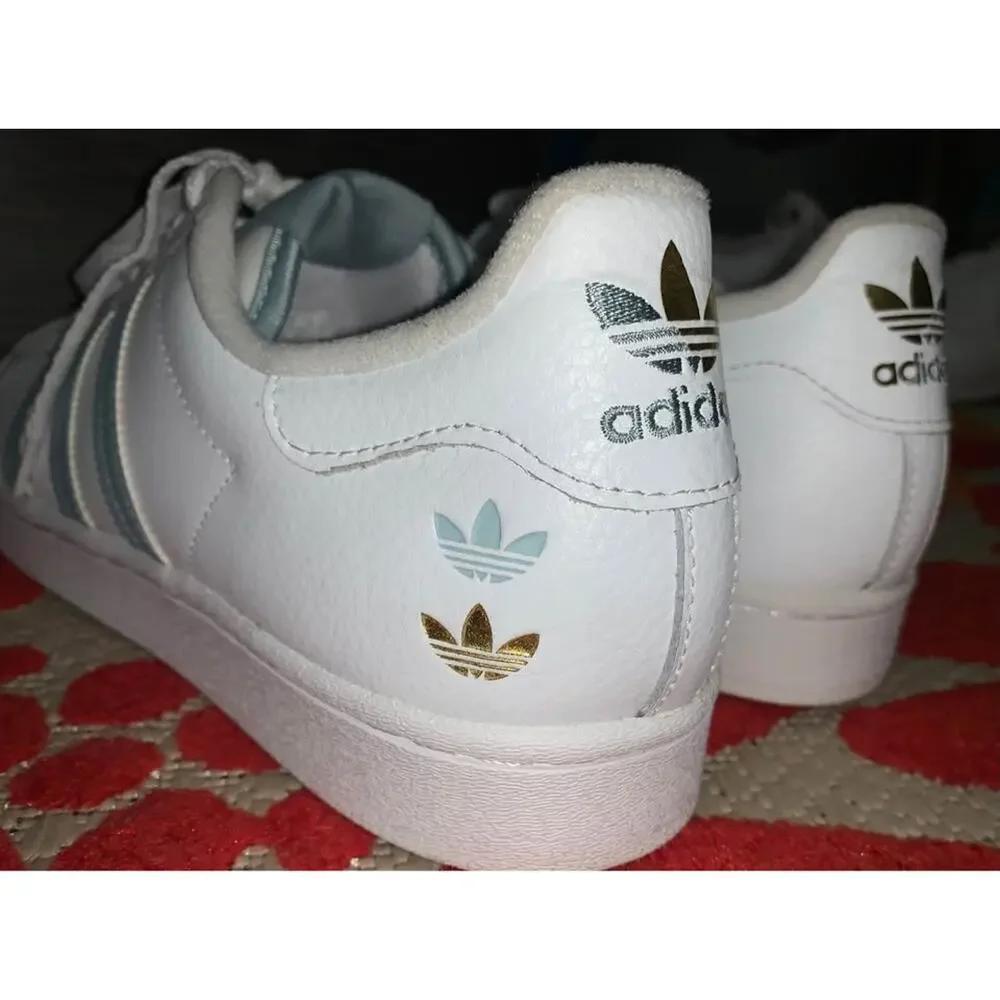 Mens Adidas Superstar (size 9)